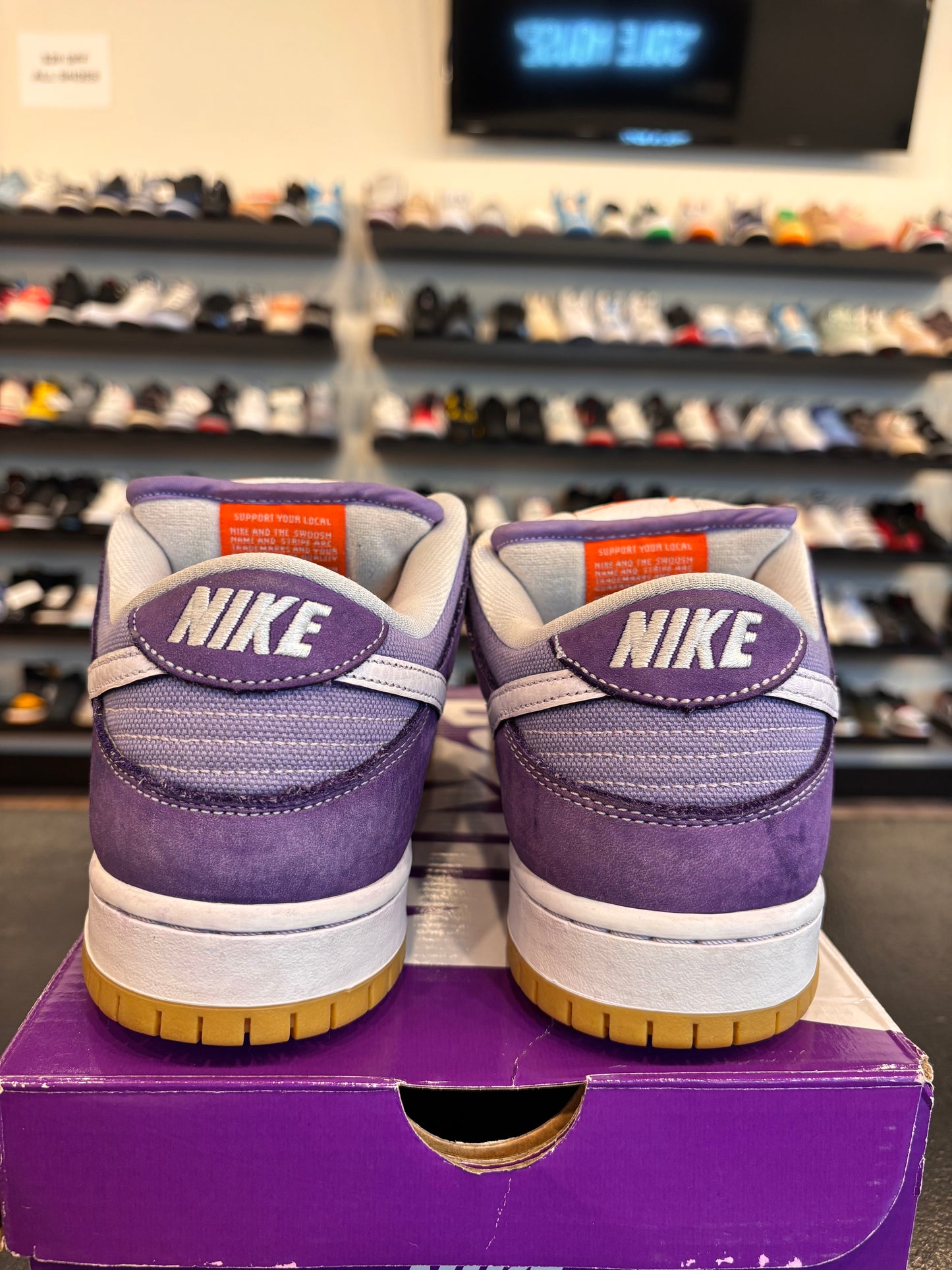 Nike SB Dunk Low Unbleached Lilac Size 9.5 Pre-Owned (No Box)