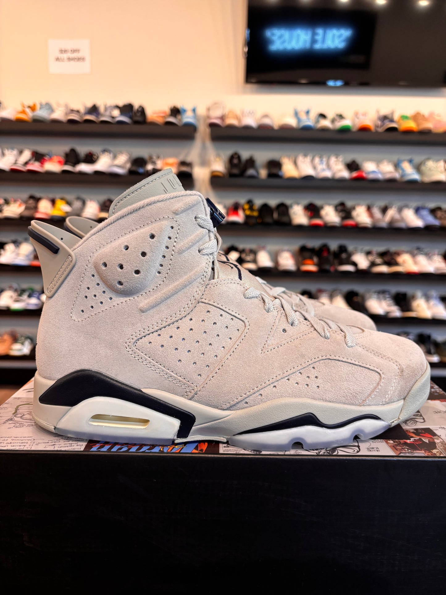 Jordan 6 Georgetown Size 9.5 Pre-Owned