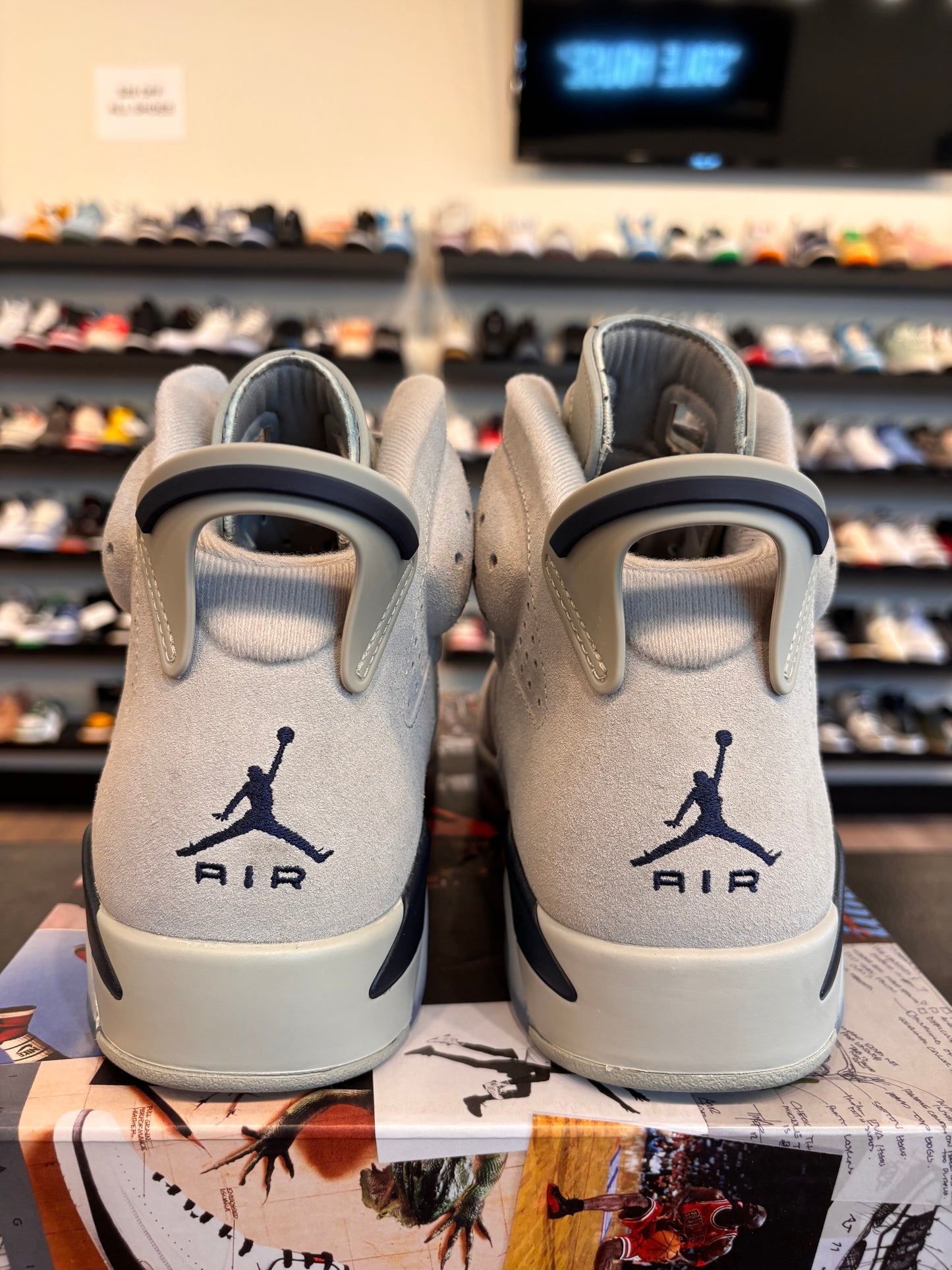 Jordan 6 Georgetown Size 9.5 Pre-Owned