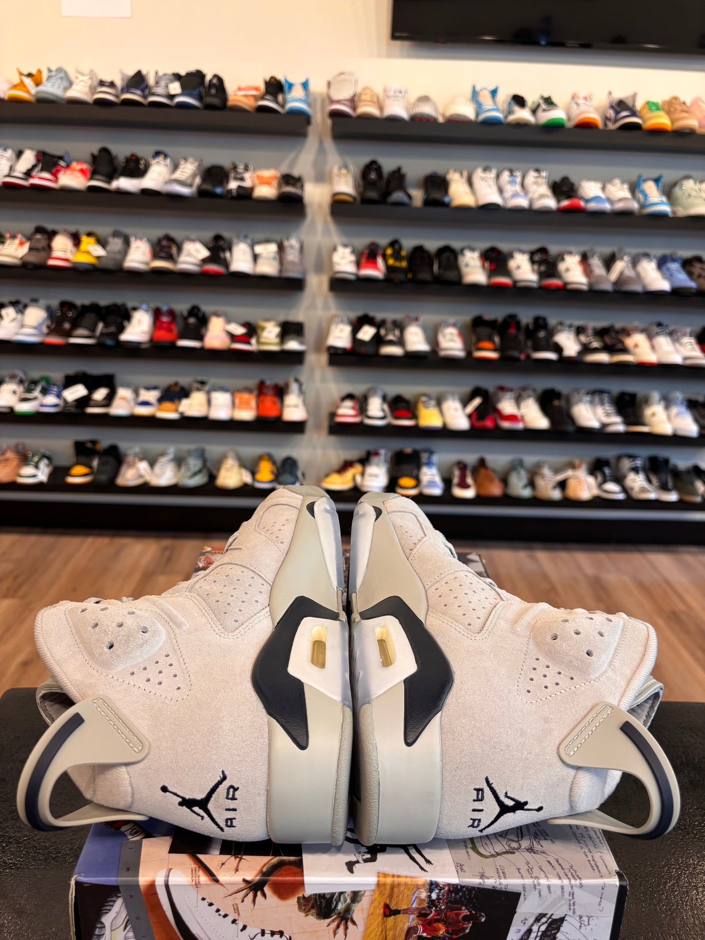 Jordan 6 Georgetown Size 9.5 Pre-Owned