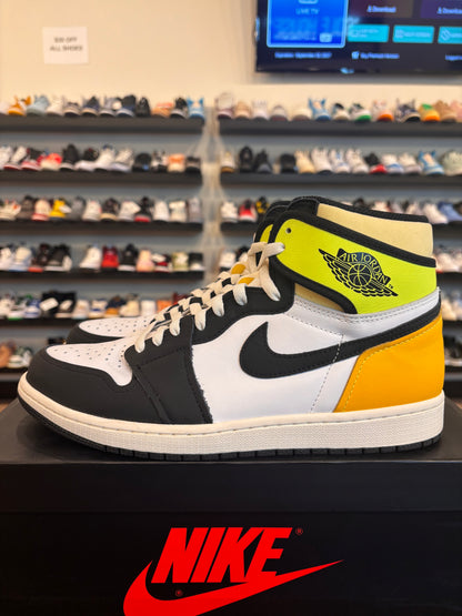 Jordan 1 Volt Size 10.5 Pre-Owned