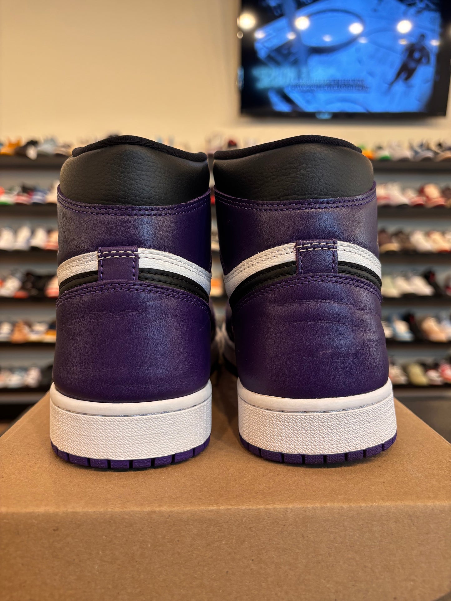 Jordan 1 Court Purple 2.0 Size 9 Pre-Owned (No Box)