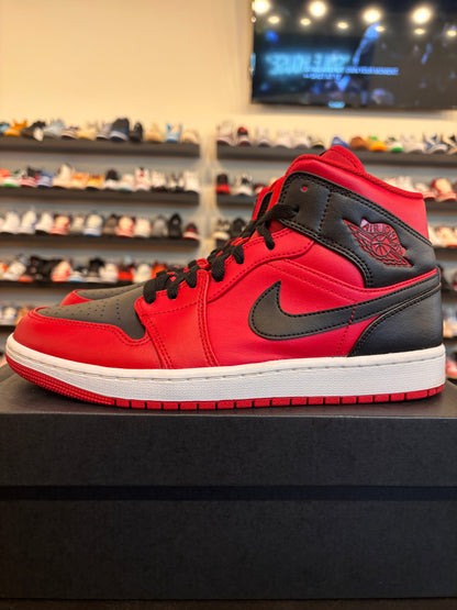 Jordan 1 Mid Bred Size 9 Pre-Owned