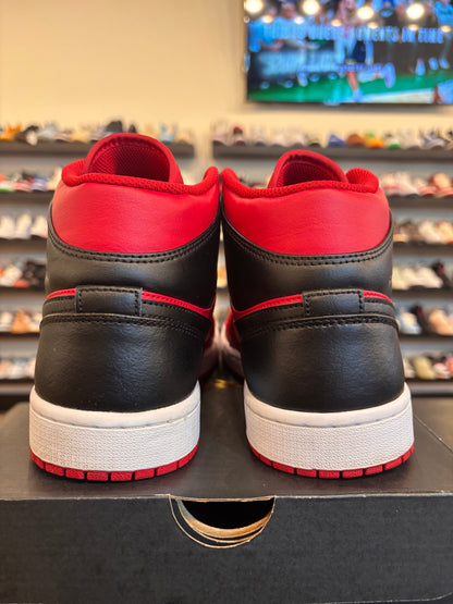 Jordan 1 Mid Bred Size 9 Pre-Owned