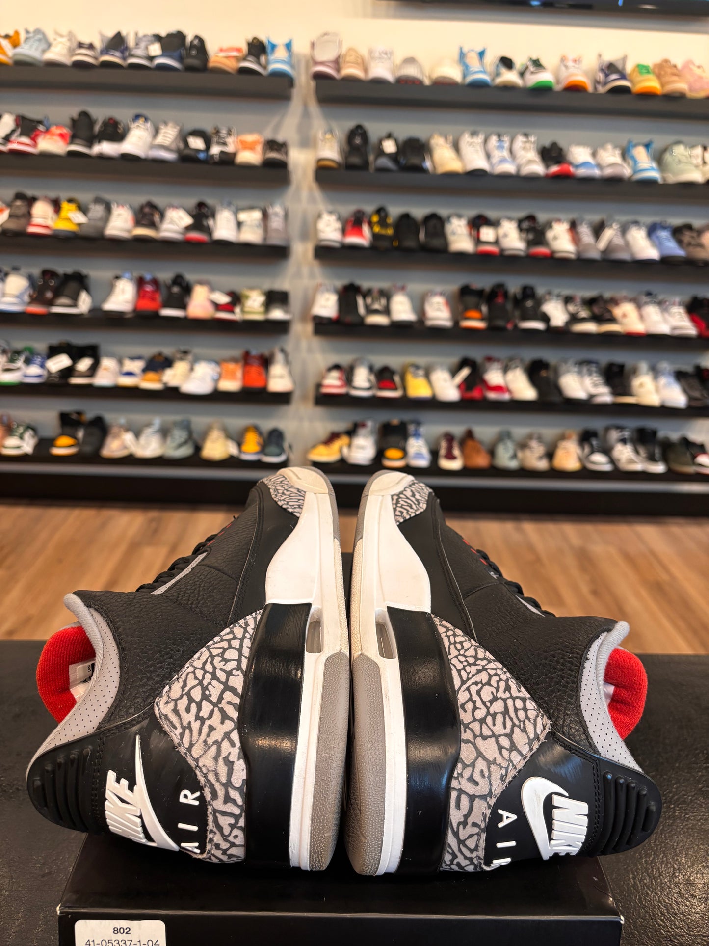 Jordan 3 Black Cement 2018 Size 10 Pre-Owned