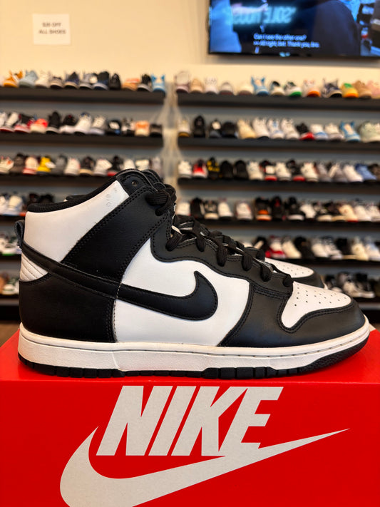 Nike Dunk High Panda Size 10.5 Pre-Owned
