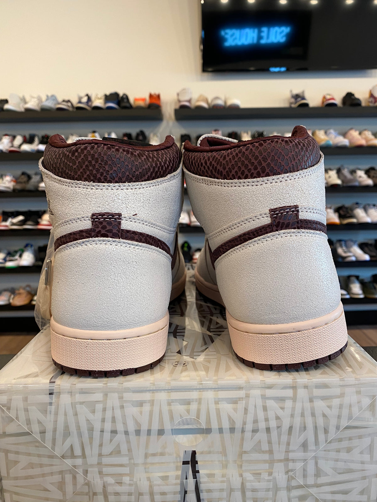 Jordan 1 A Ma Maniere Size 13 Brand New
