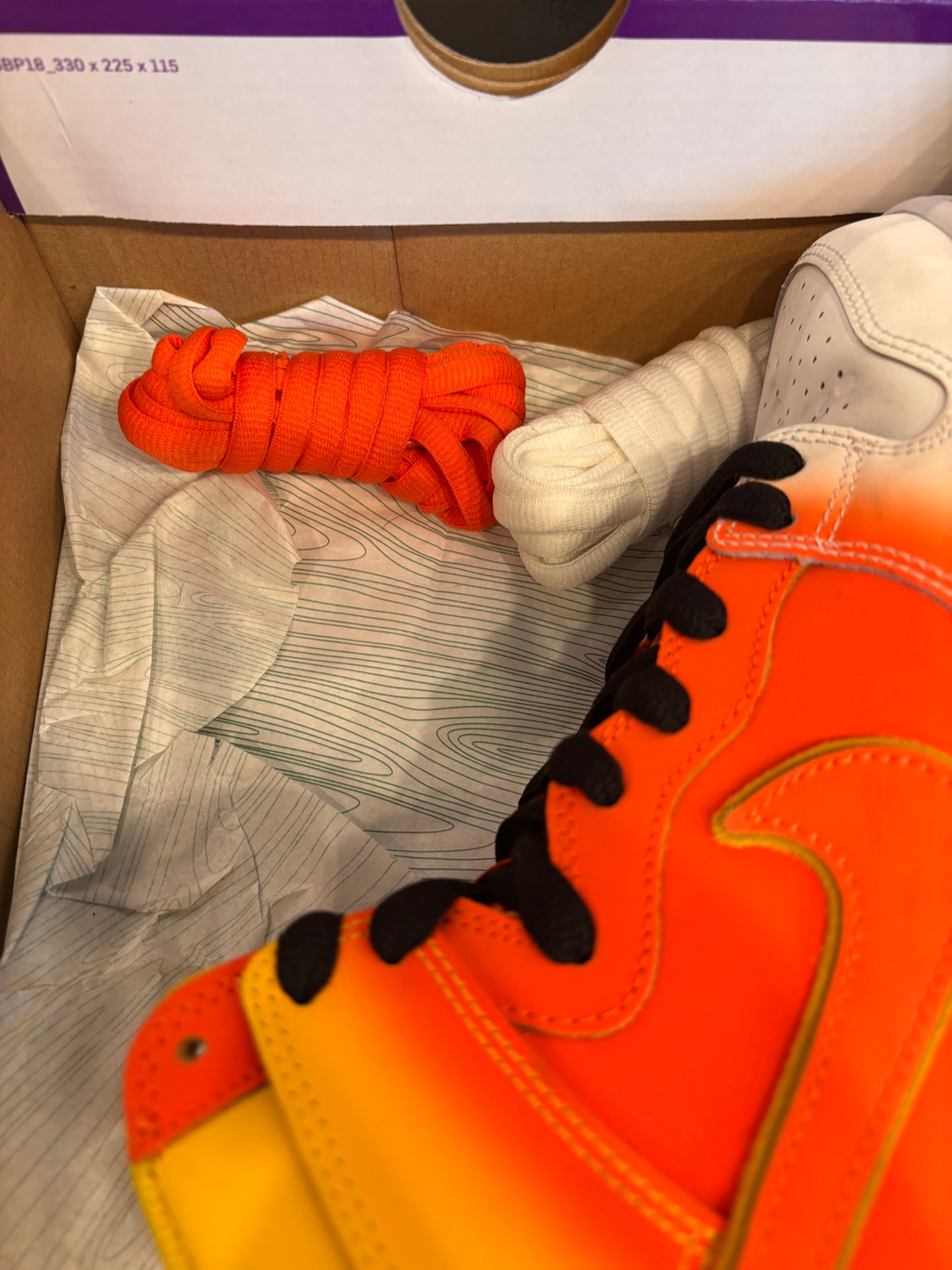 Nike SB Dunk High Sweet Tooth Size 9.5 Pre-Owned