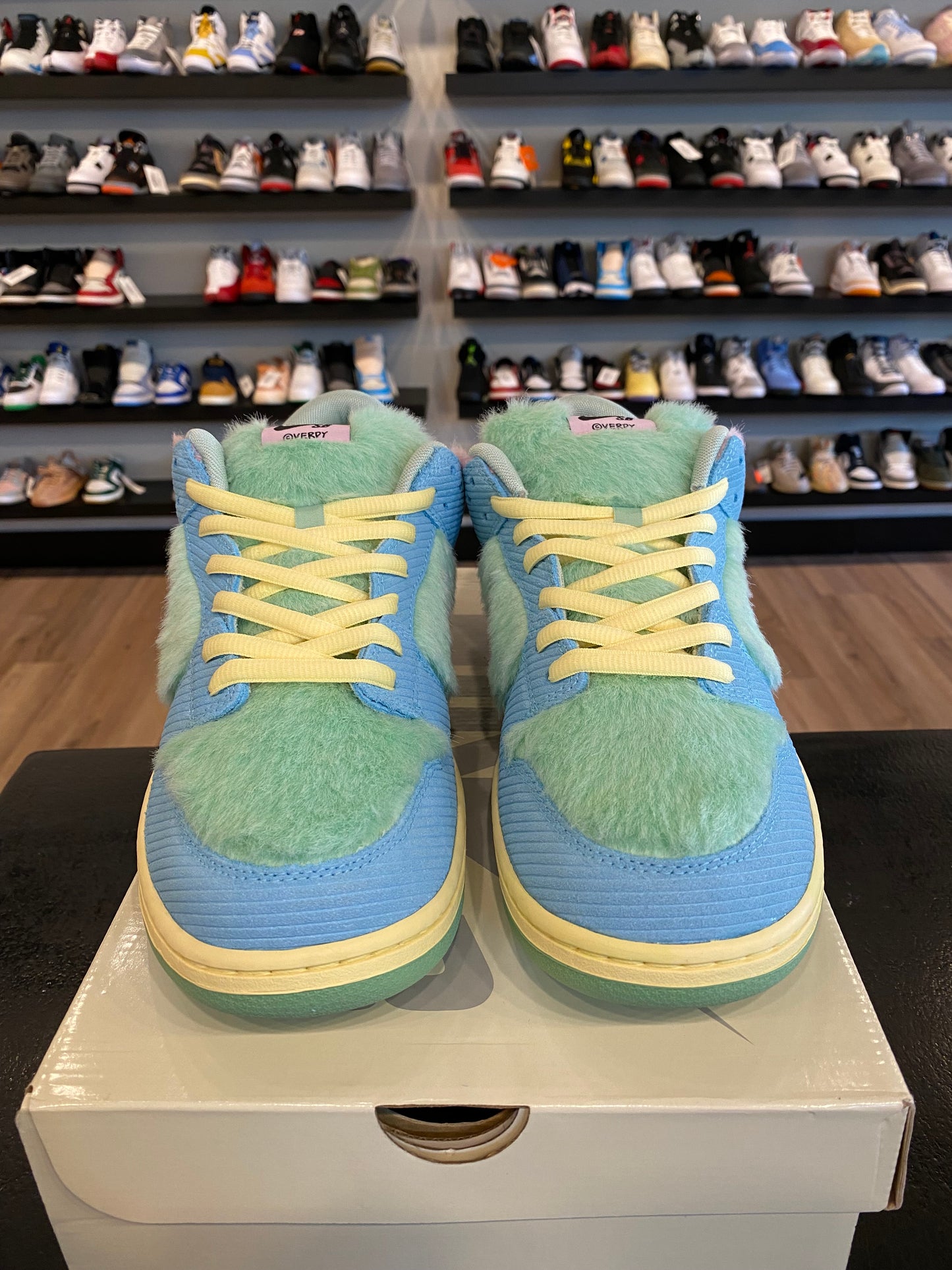 Nike SB Dunk Low Verdy Size 13 Brand New