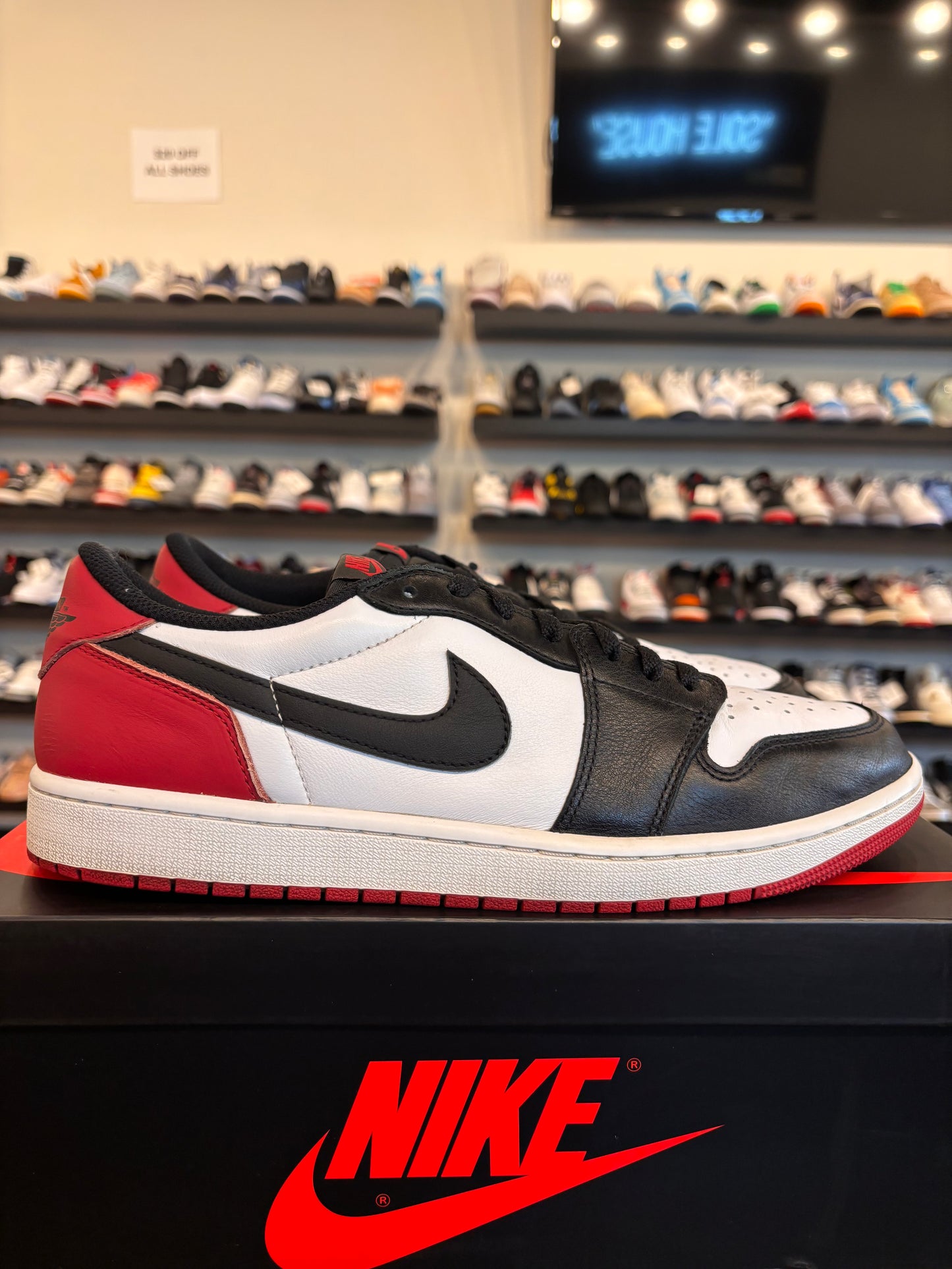 Jordan 1 Low Black Toe 2024 Size 12 Pre-Owned