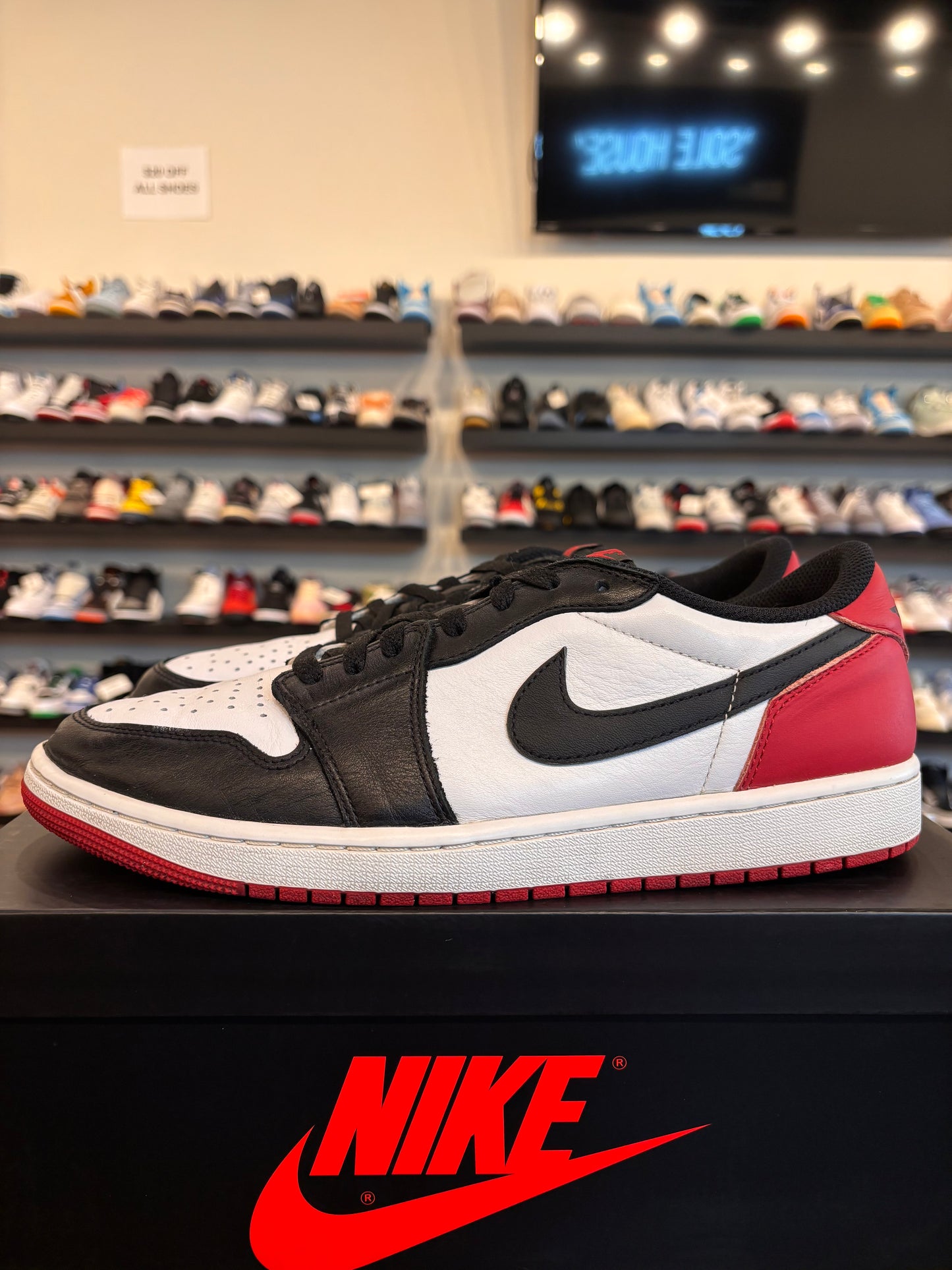 Jordan 1 Low Black Toe 2024 Size 12 Pre-Owned