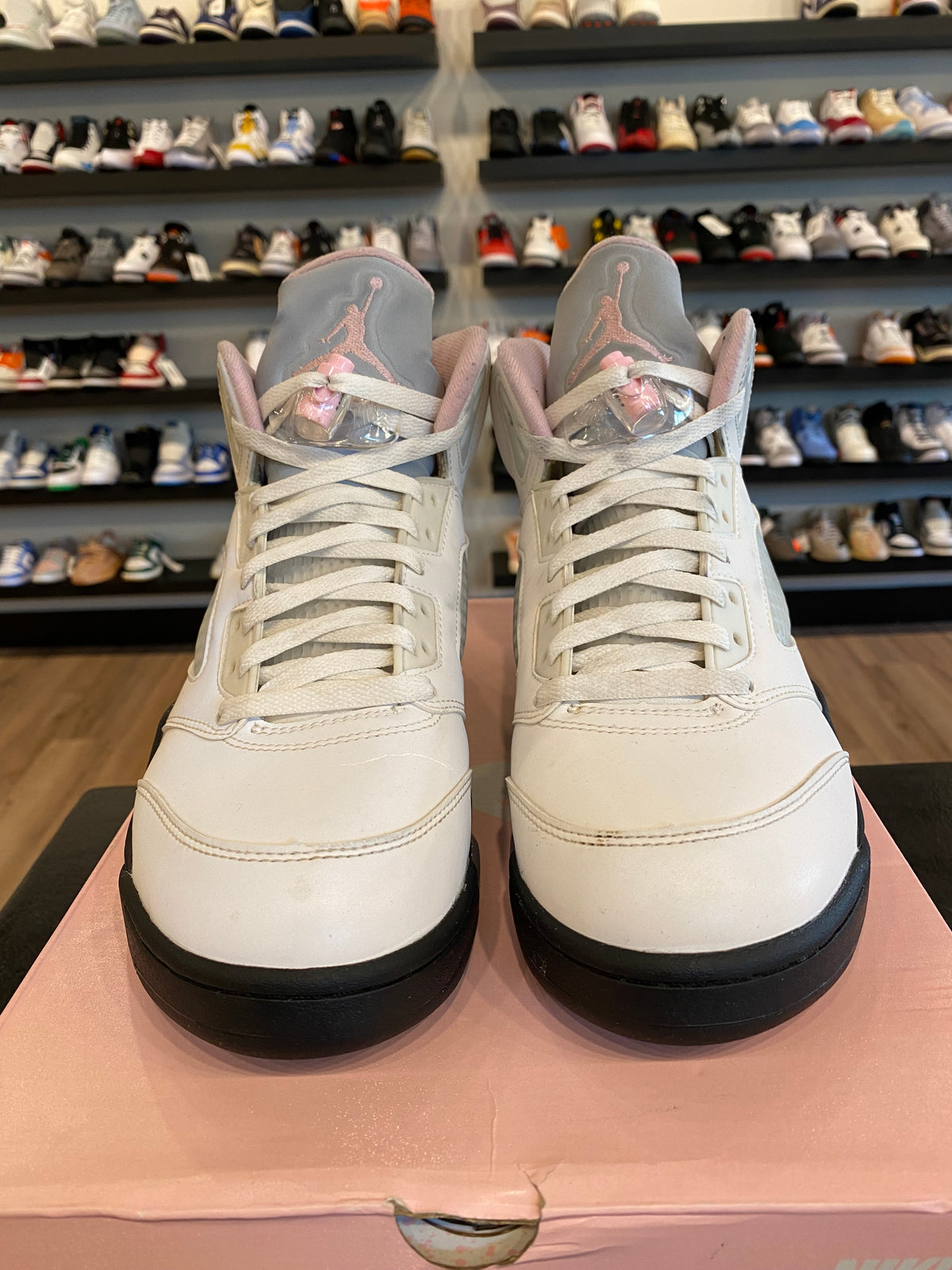 Jordan 5 Soft Pink Size 9 Pre-Owned