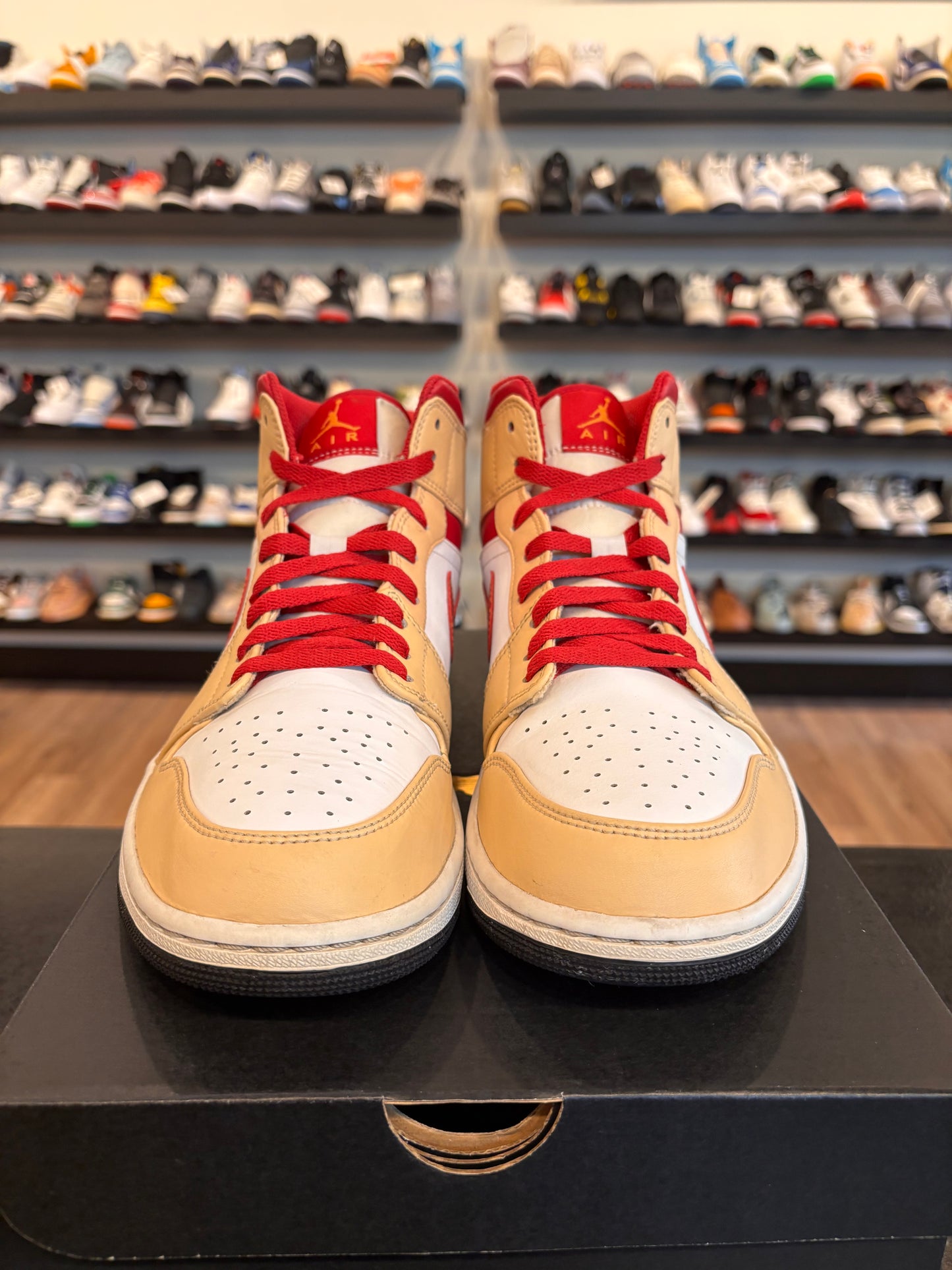 Jordan 1 Mid Cardinal Red Size 10.5 Pre-Owned