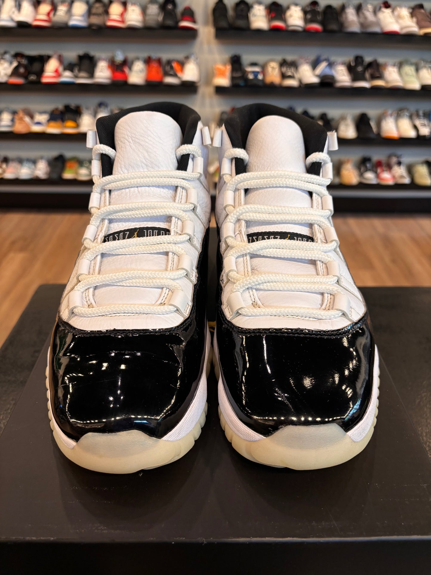 Jordan 11 Gratitude Size 10.5 Pre-Owned