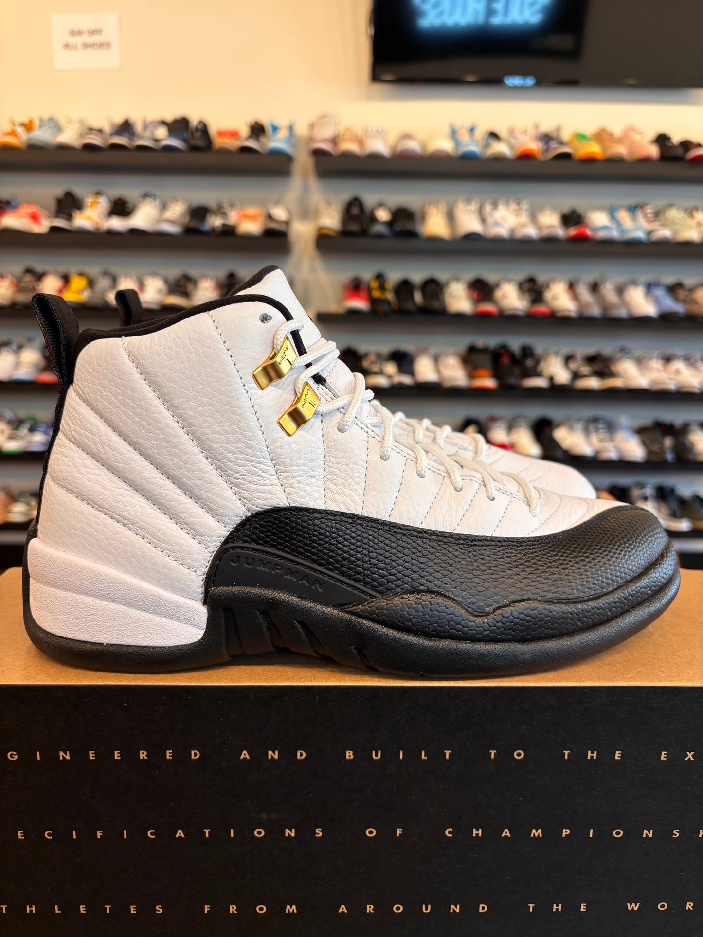 Jordan 12 Taxi 2025 Size 8.5 Brand New