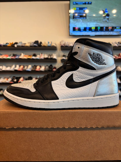 Jordan 1 Silver Toe Size 12 (13.5W) Pre-Owned (No Box)