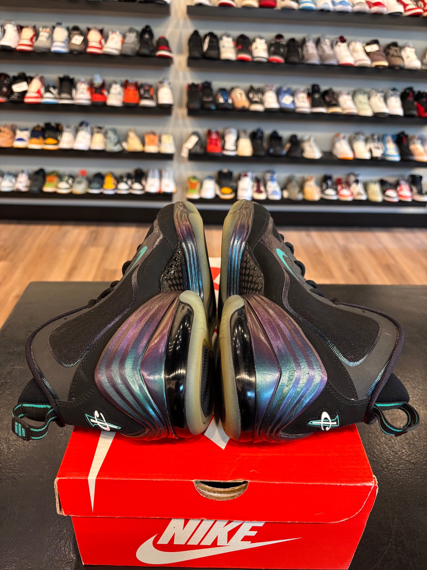 Nike Air Penny 5 Invisibility Cloak Size 10.5 Pre-Owned
