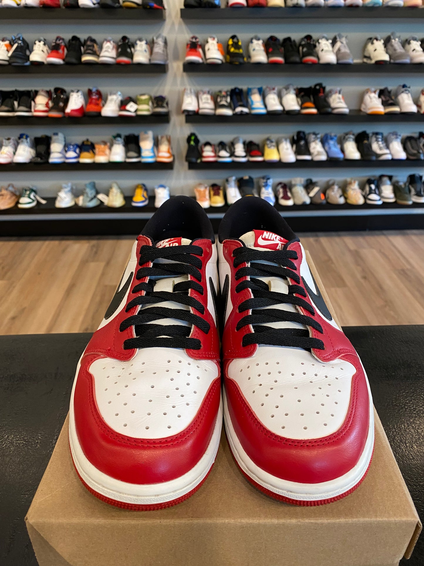 Jordan 1 Low Chicago 2025 Size 10 Pre-Owned (No Box)