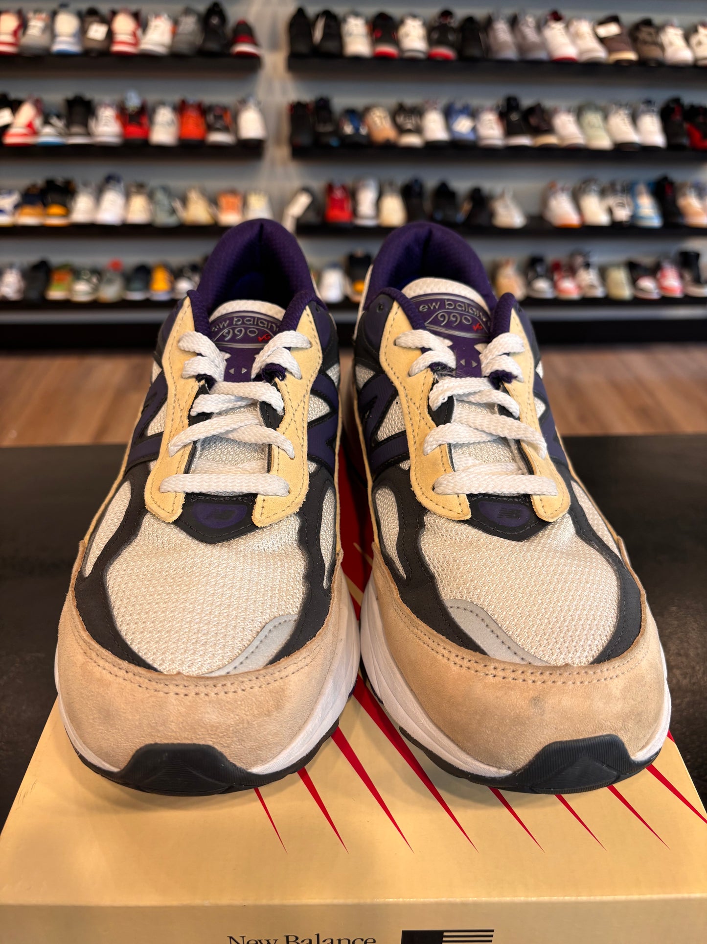 New Balance 990v6 White Plum Size 11.5 Pre-Owned