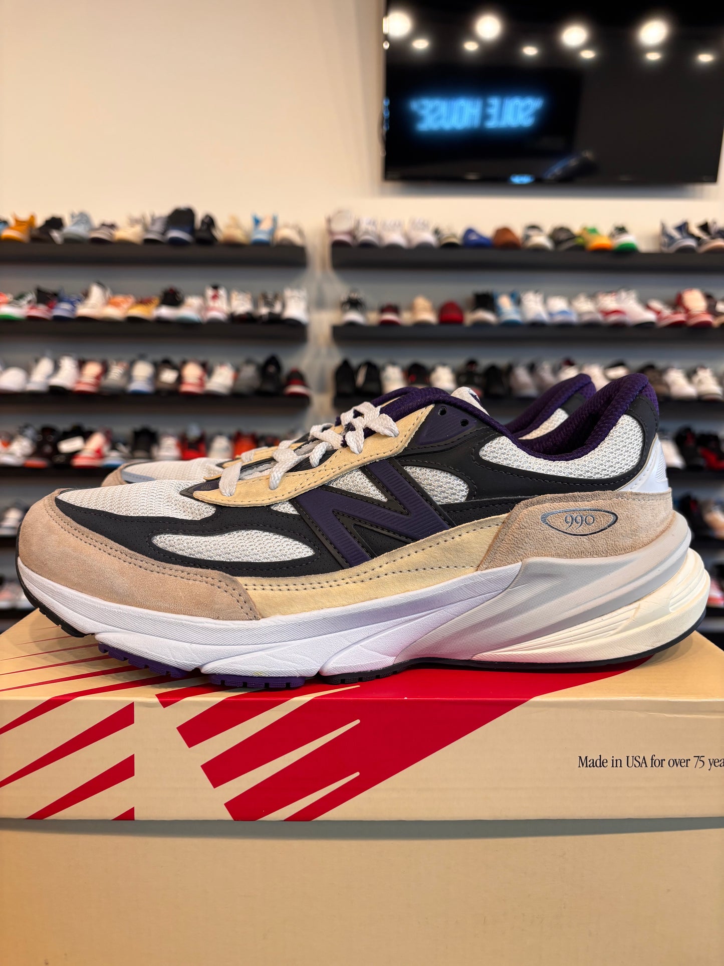 New Balance 990v6 White Plum Size 11.5 Pre-Owned