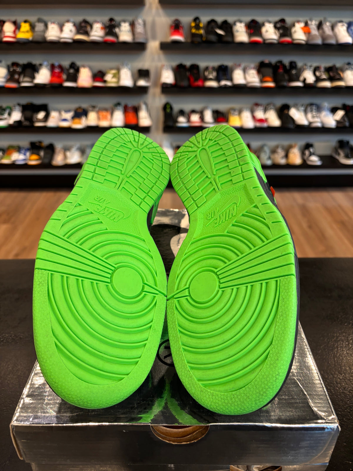 Nike Off-White Rubber Dunk Green Strike Size 7.5 Pre-Owned