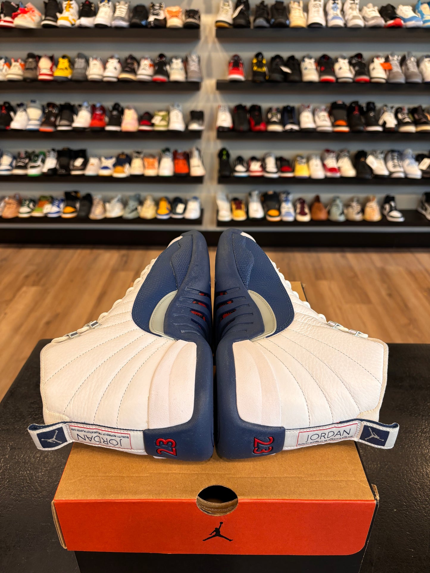 Jordan 12 French Blue 2016 Size 10 Pre-Owned