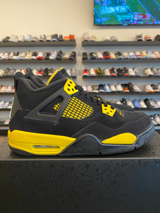 Jordan 4 Yellow Thunder Size 5.5Y (7W) Pre-Owned