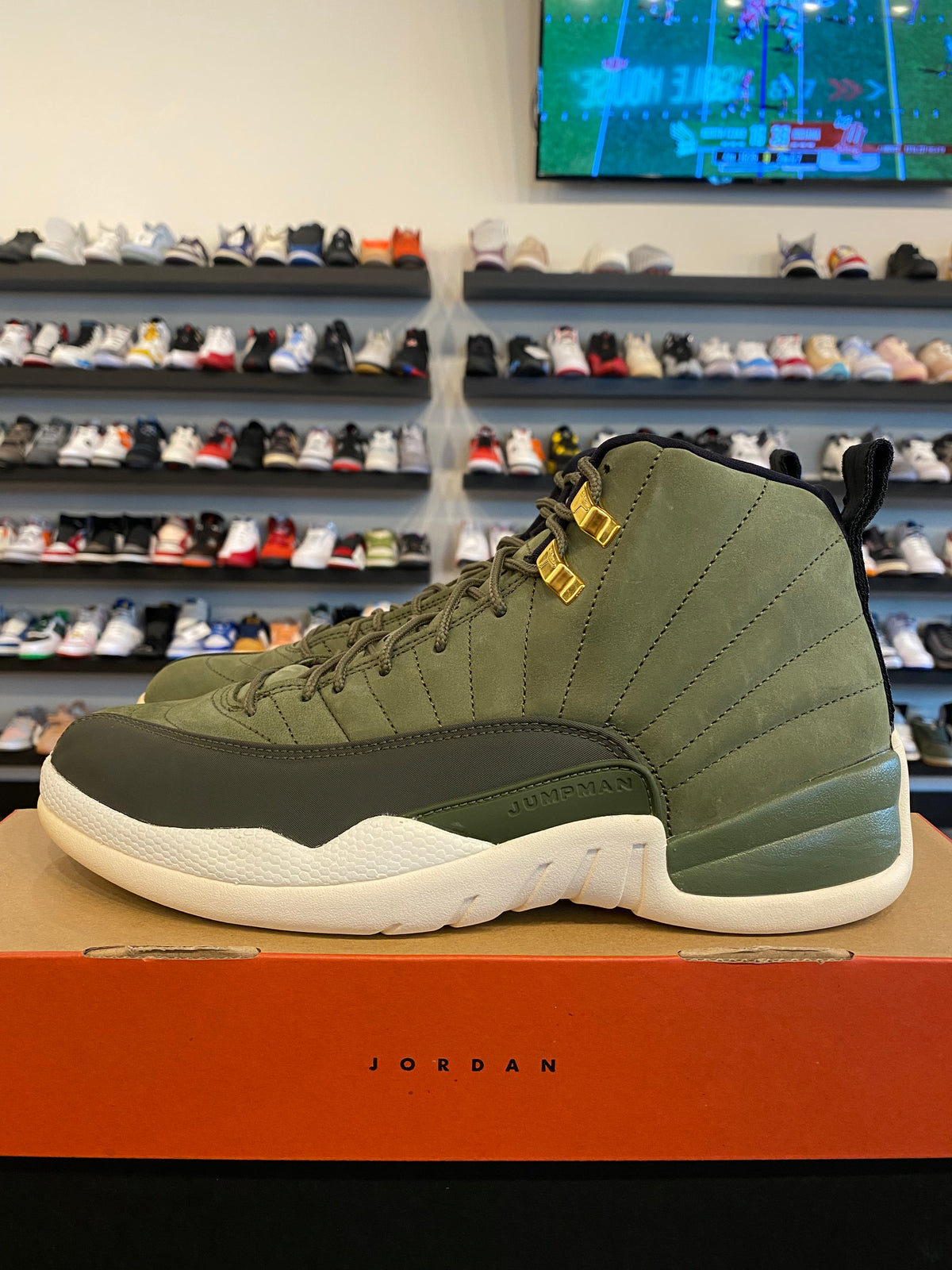 Jordan 12 Olive Canvas Size 9.5 Pre-Owned