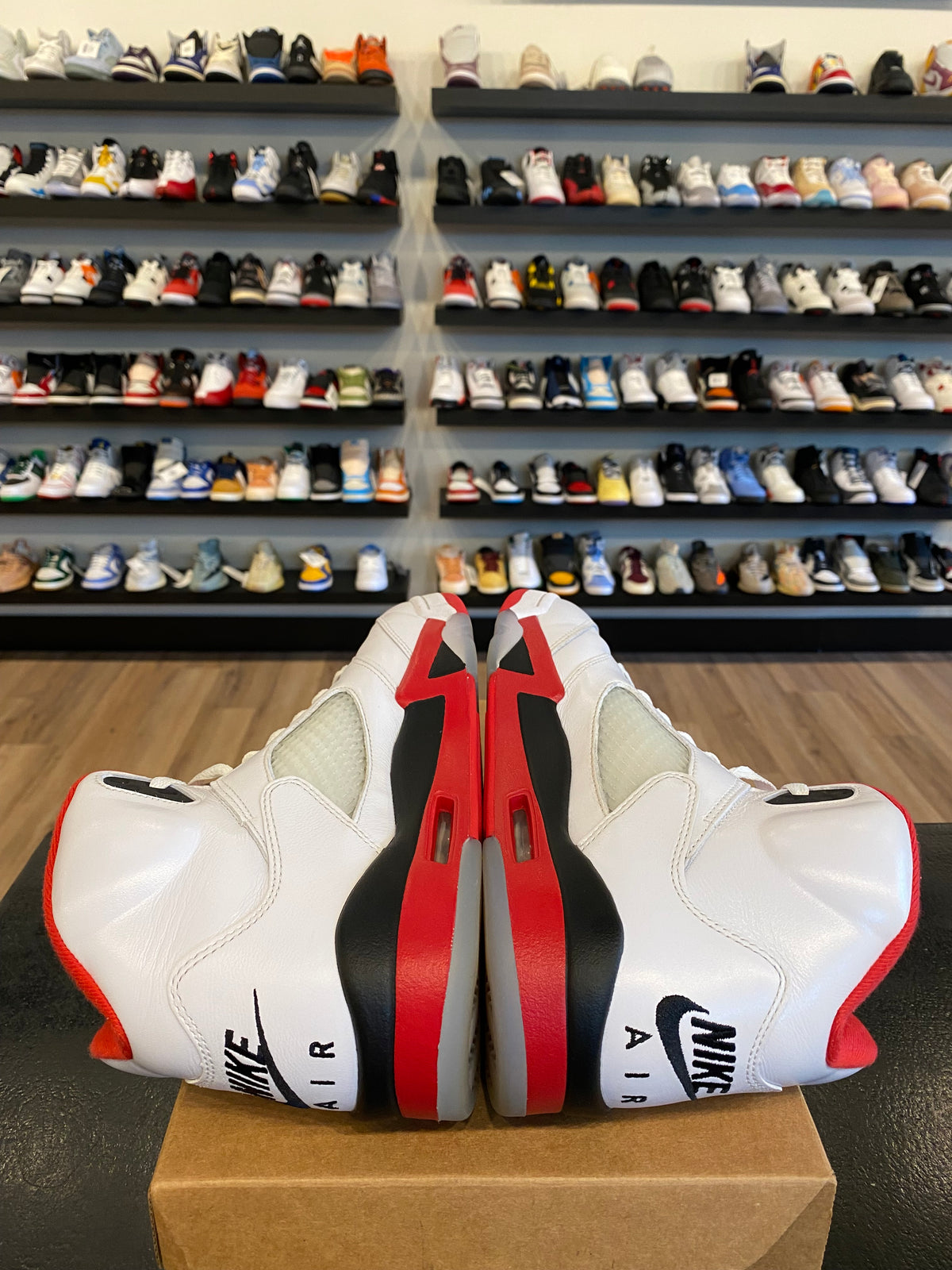 Jordan 5 Fire Red 2025 Size 10 Pre-Owned