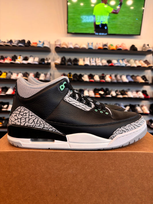 Jordan 3 Green Glow Size 10.5 Pre-Owned (No Box)
