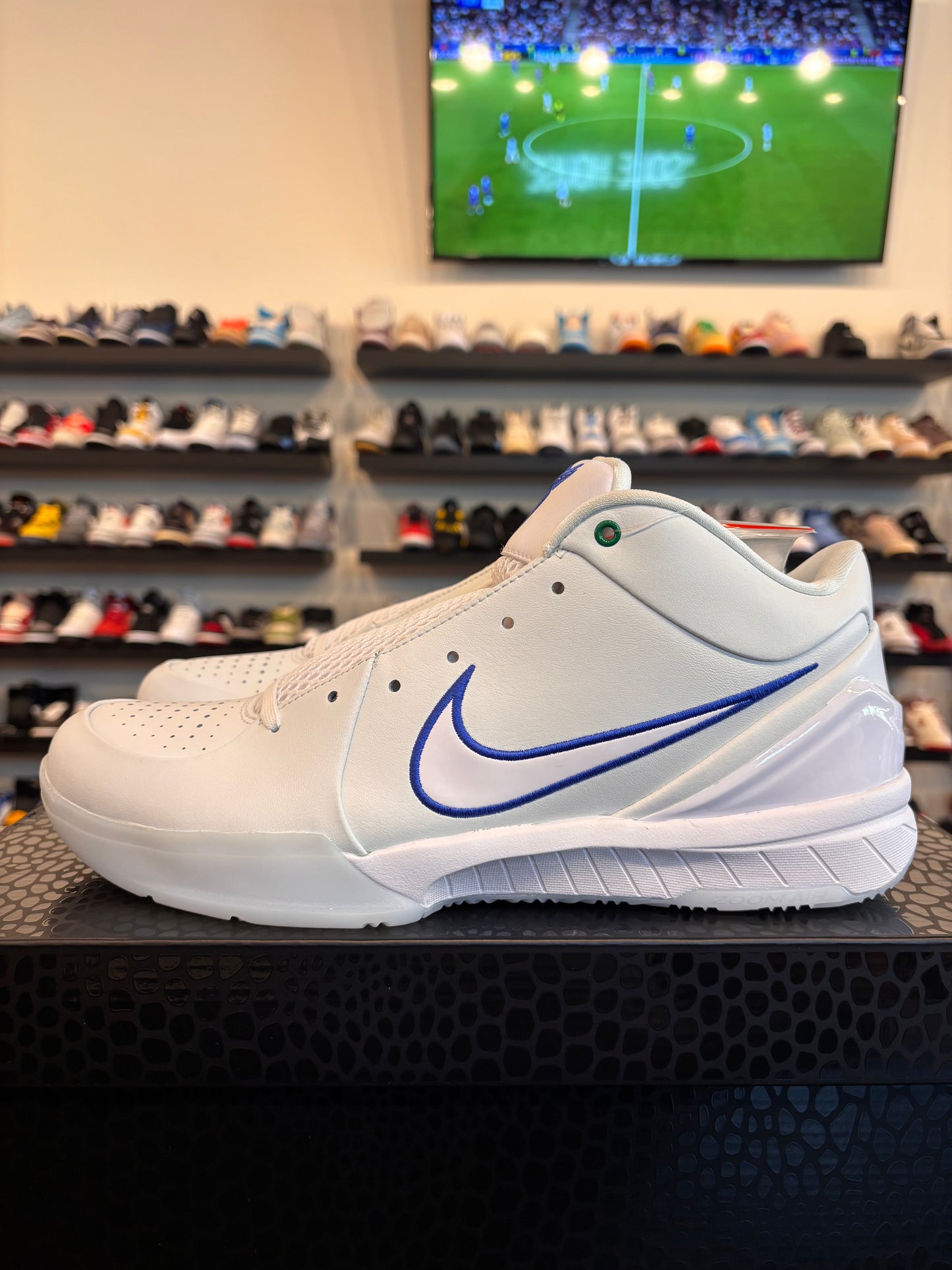 Nike Kobe 4 Protro Draft Day Dallas Size 11.5 Brand New