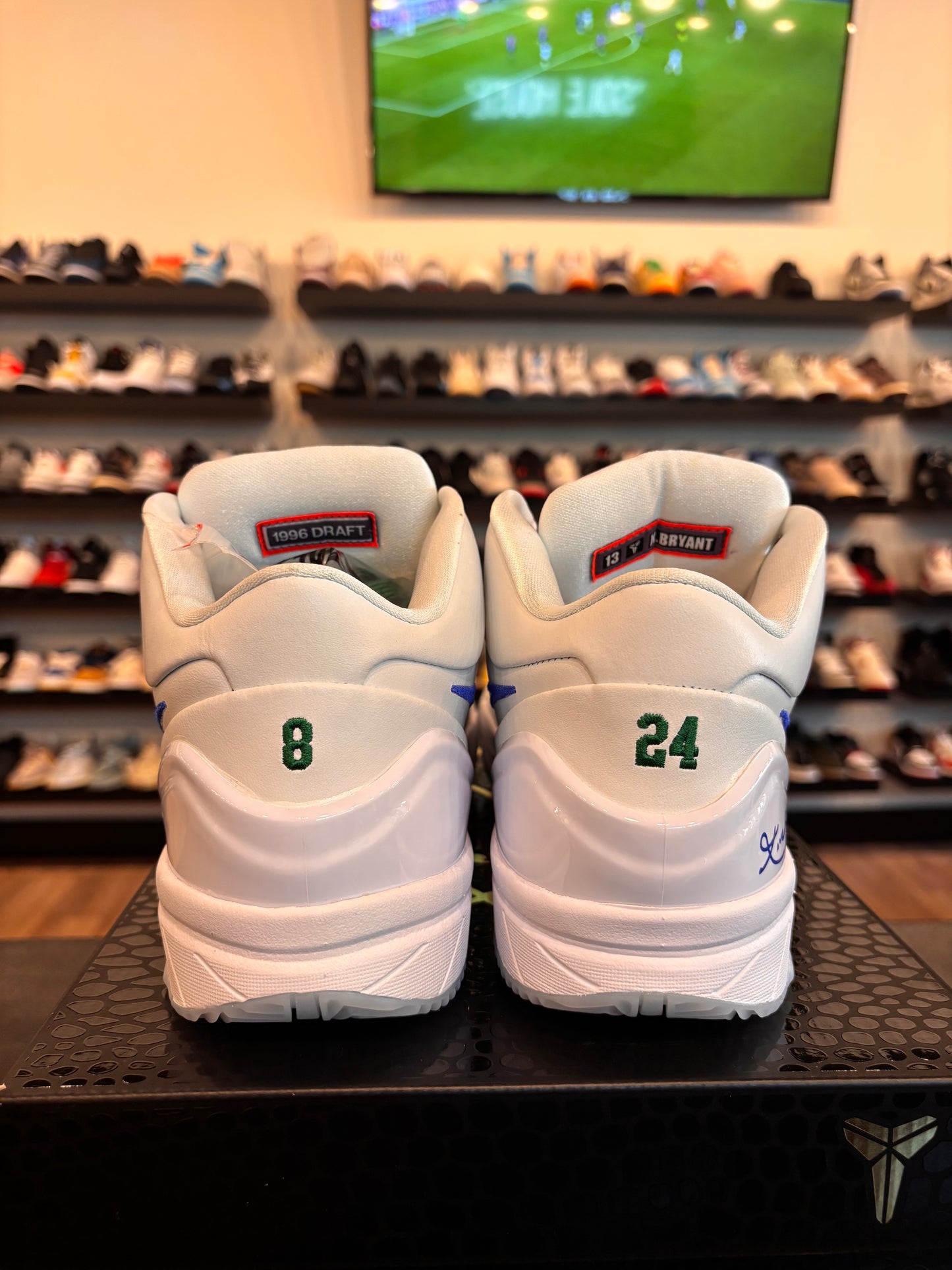Nike Kobe 4 Protro Draft Day Dallas Size 11.5 Brand New
