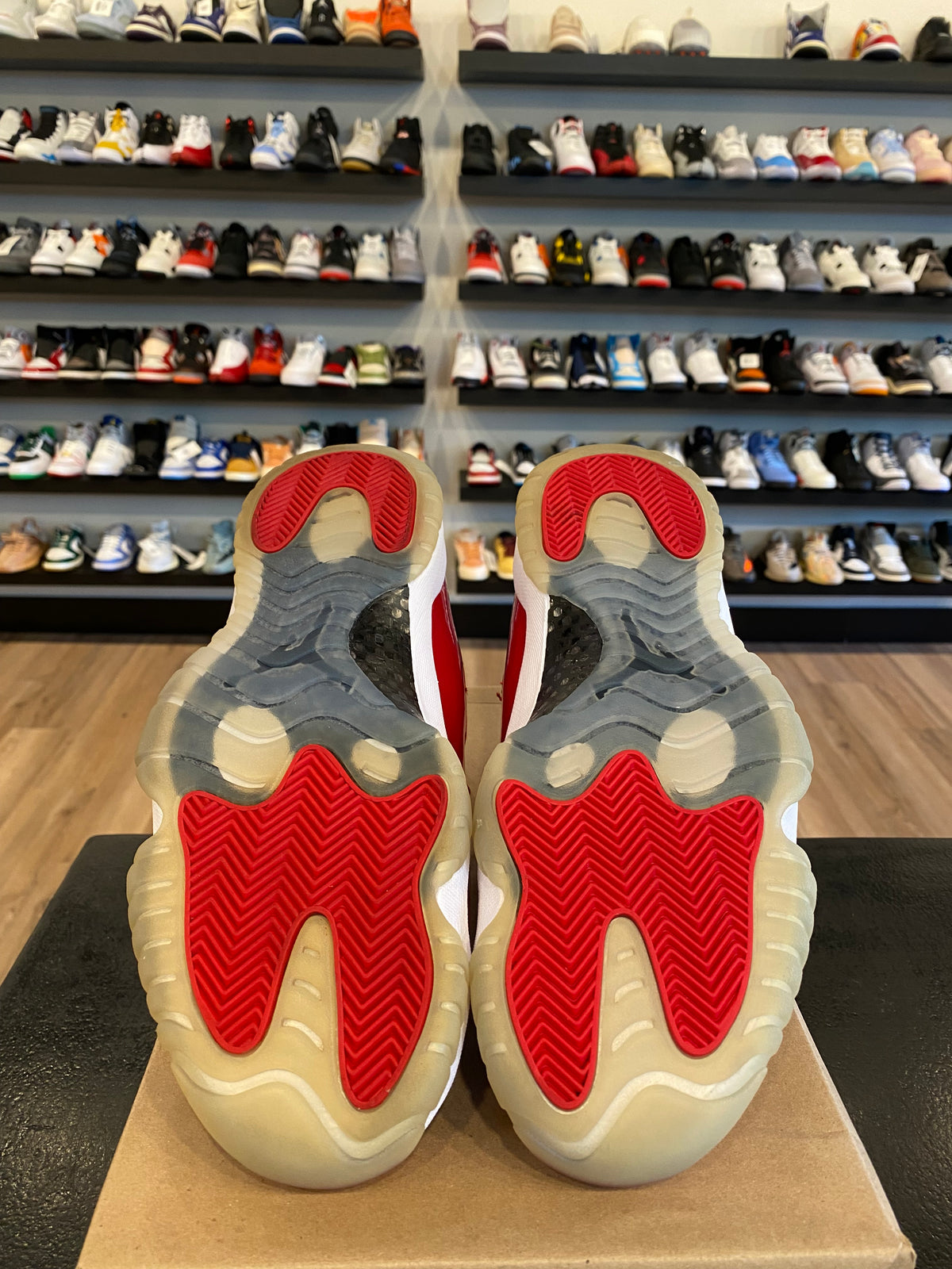 Jordan 11 Win Like 96 Size 10 Pre-Owned (No Box)
