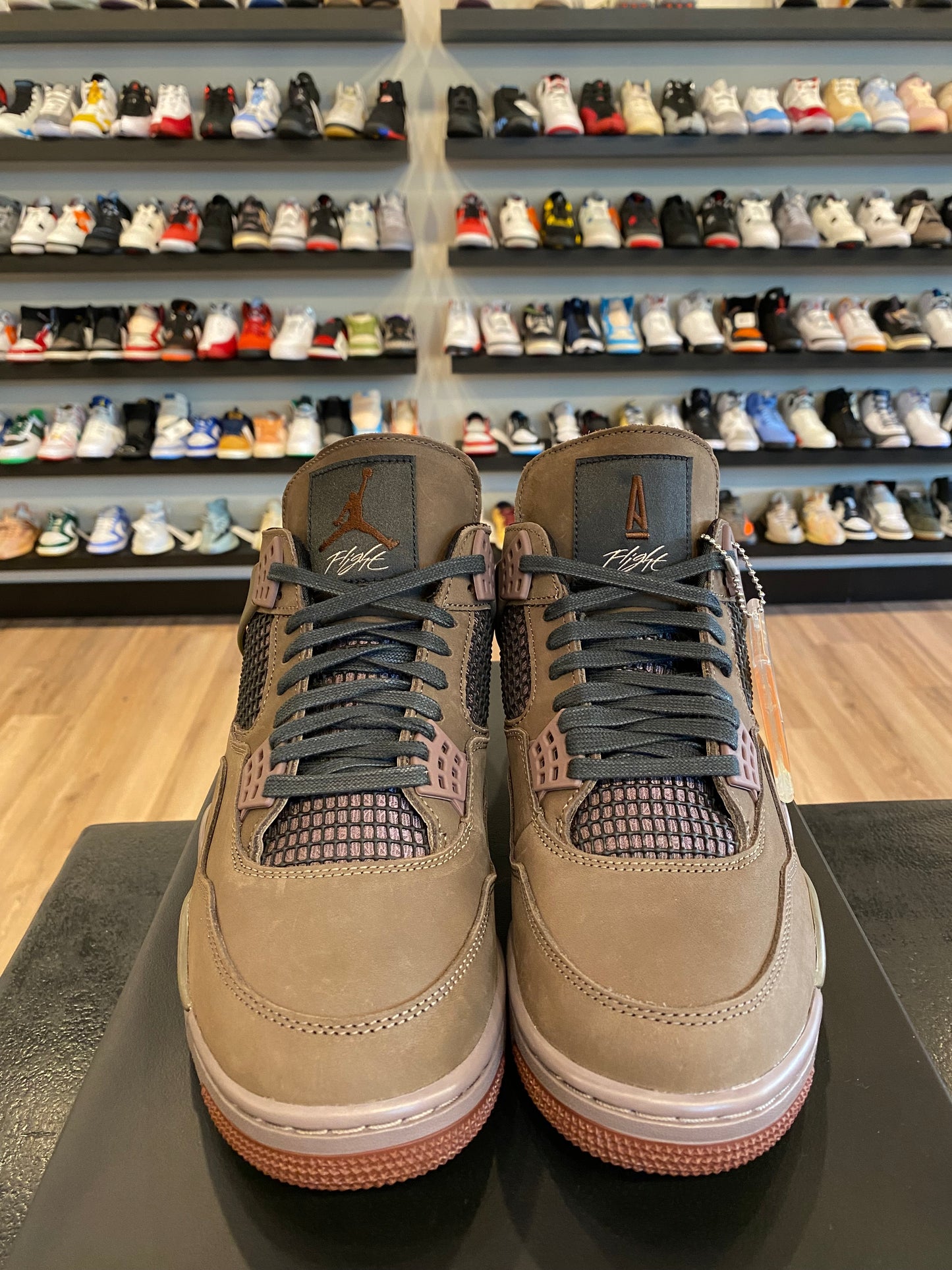 Jordan 4 A Ma Maniere Dark Mocha Size 9.5 Brand New