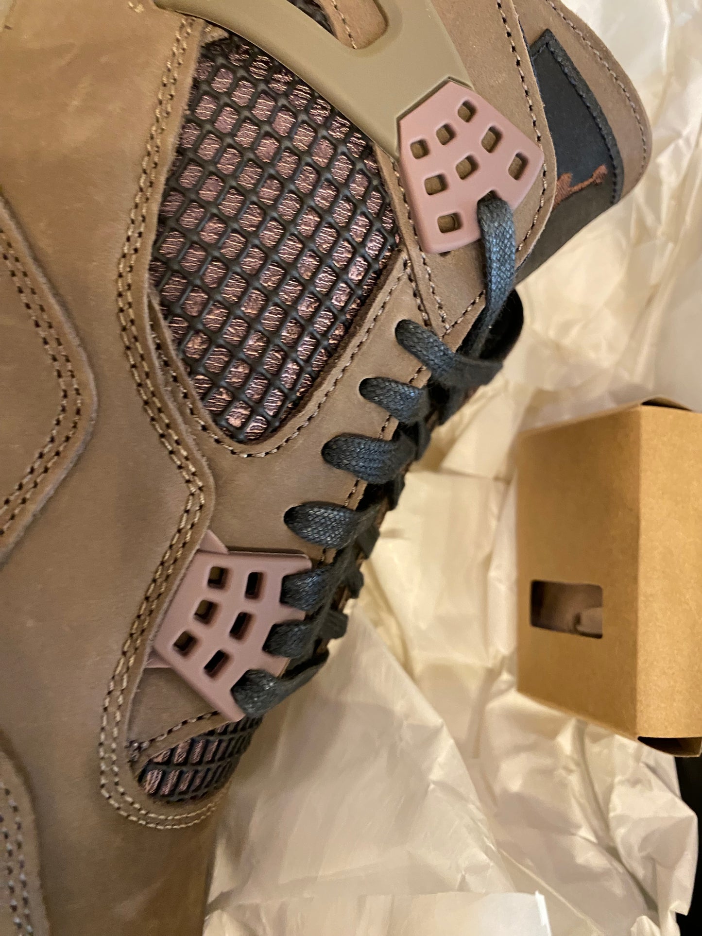 Jordan 4 A Ma Maniere Dark Mocha Size 9.5 Brand New