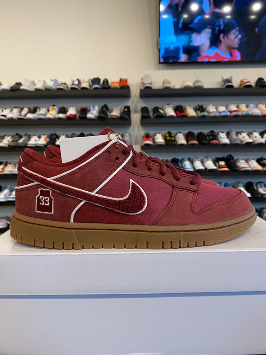 Nike Dunk Low Kobe Lower Merion Size 9.5 Brand New