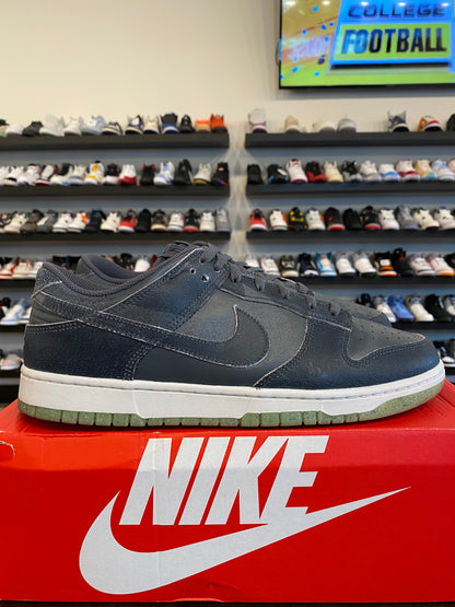 Nike Dunk Low Halloween Size 12 Pre-Owned