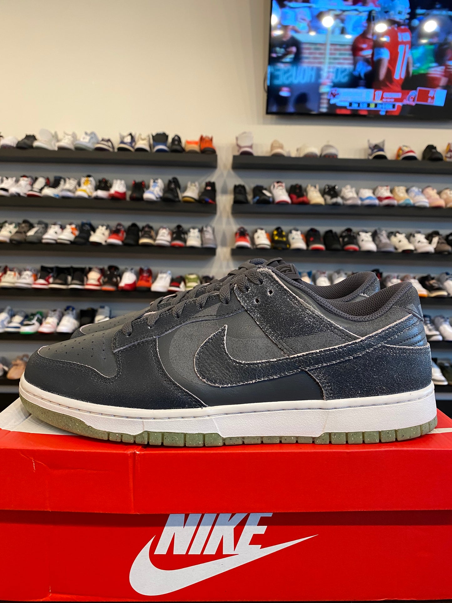 Nike Dunk Low Halloween Size 12 Pre-Owned