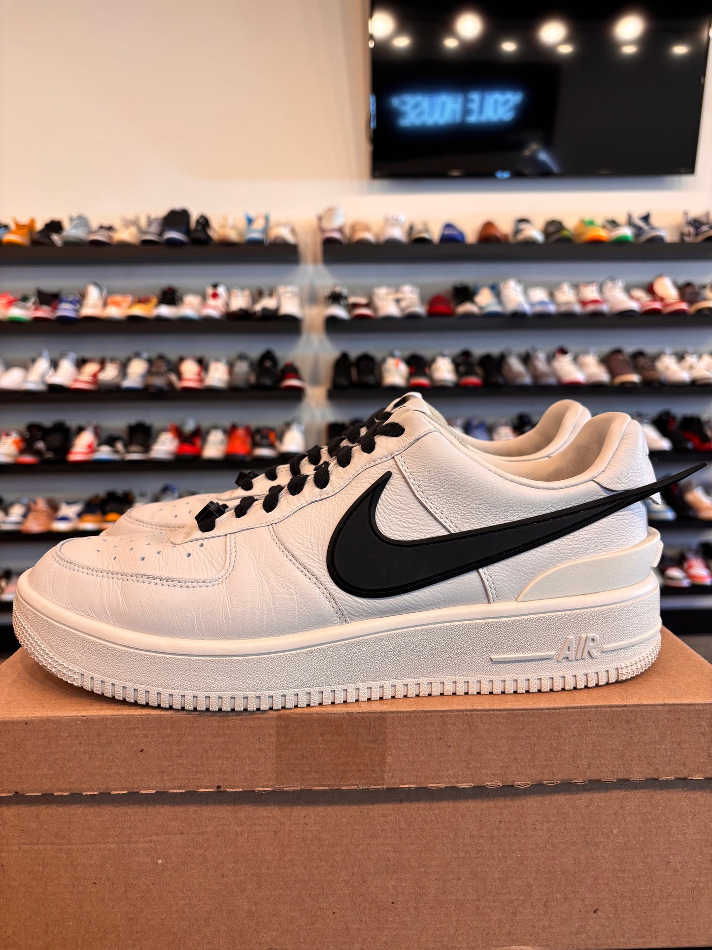 Nike Air Force 1 Low Ambush White Size 12 Pre-Owned (No Box)