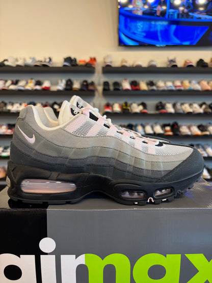 Nike Air Max 95 Big Bubble Pink Size 8.5 (10W) Pre-Owned