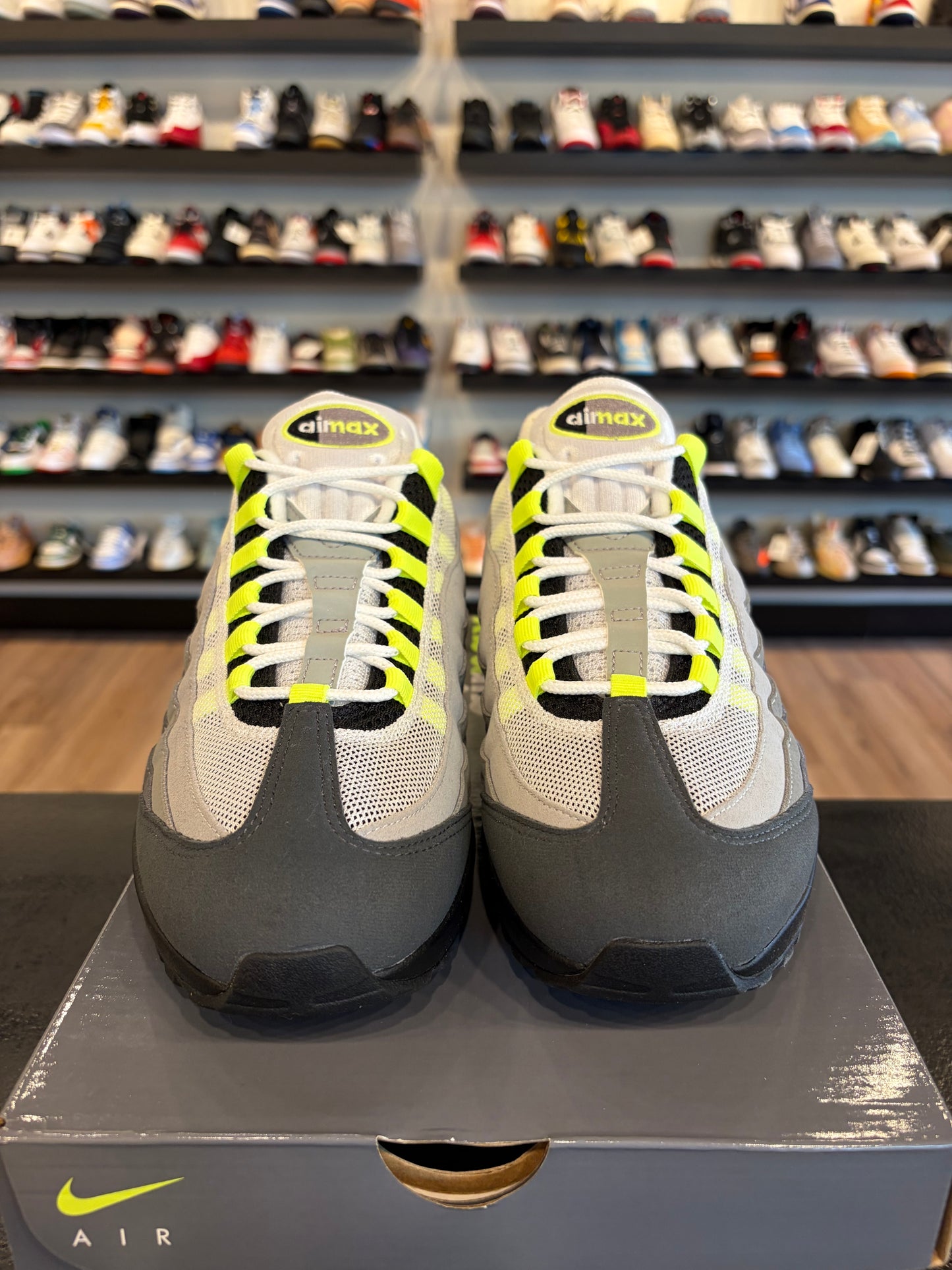 Nike Air Max 95 Big Bubble Neon Size 9 Pre-Owned