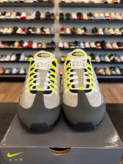 Nike Air Max 95 Big Bubble Neon Size 9 Pre-Owned