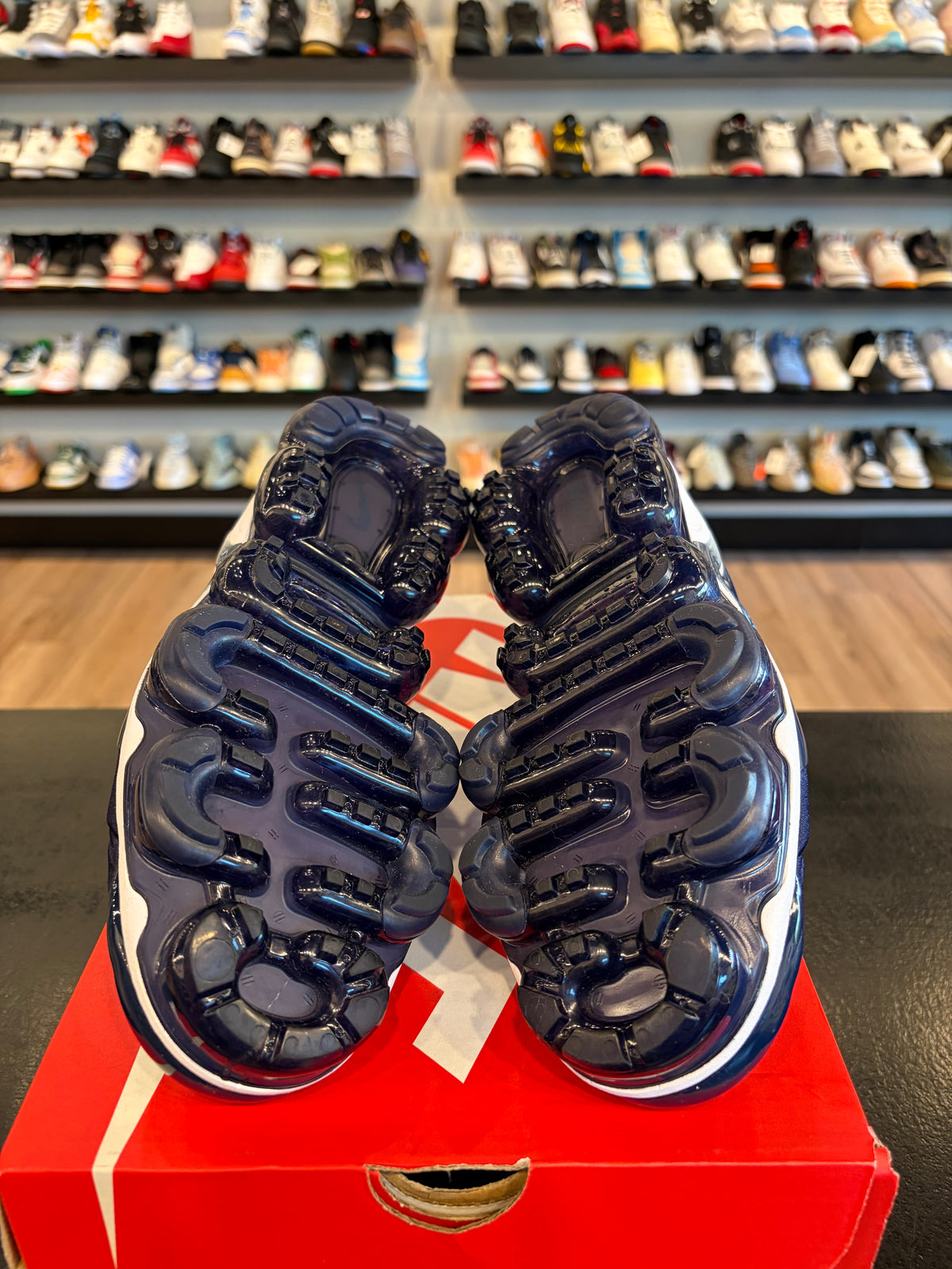 Nike Vapormax Navy Size 9 Pre-Owned