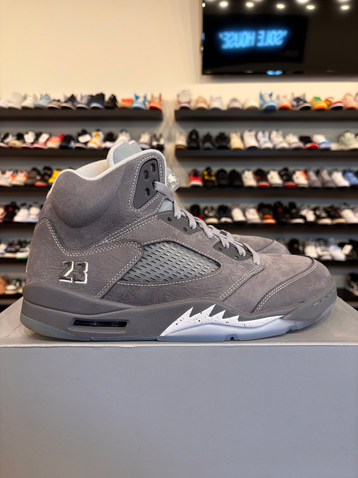 Jordan 5 Wolf Grey 2026 Size 11.5 Pre-Owned