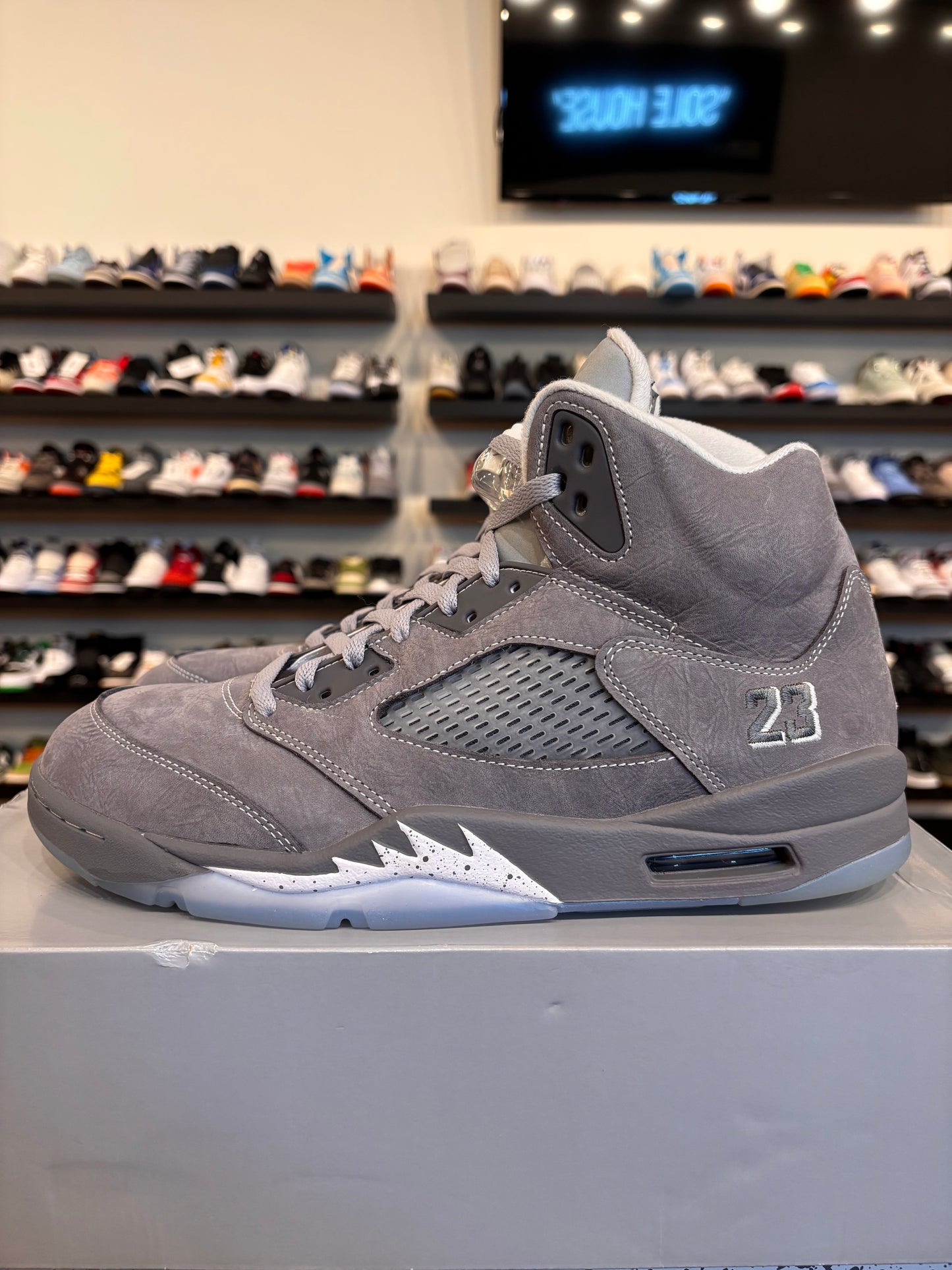 Jordan 5 Wolf Grey 2026 Size 11.5 Pre-Owned