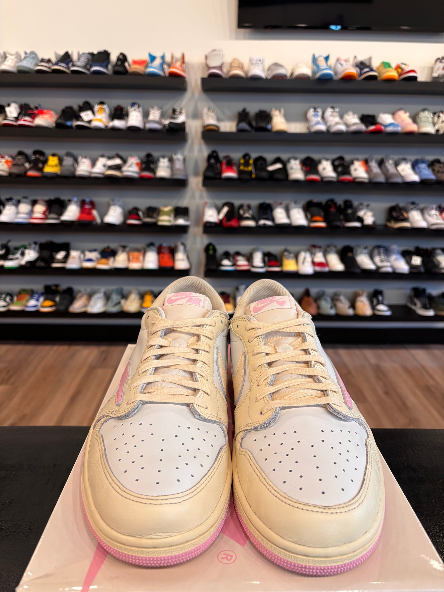 Jordan 1 Low Travis Scott Shy Pink Size 14 Pre-Owned
