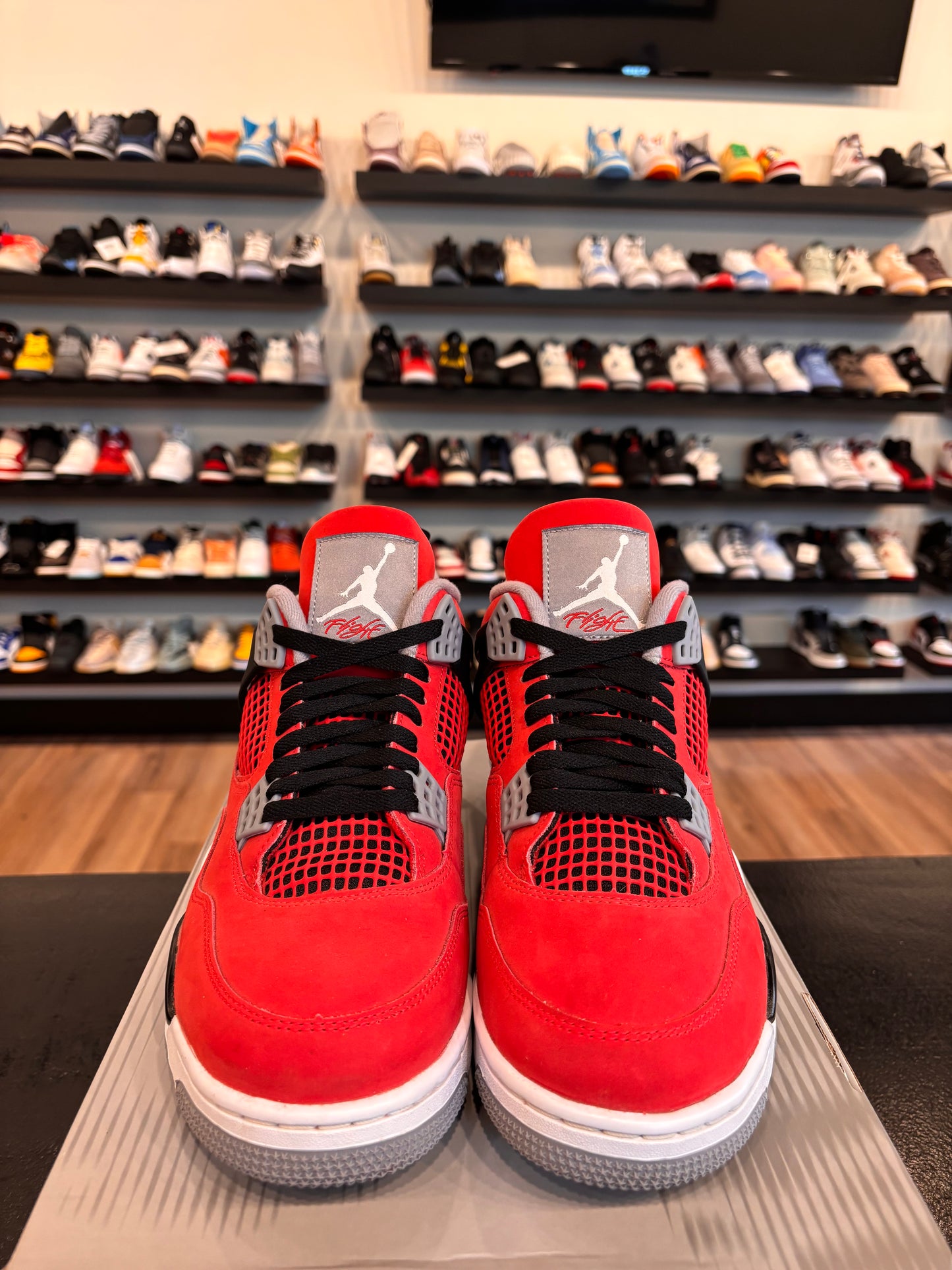 Jordan 4 Toro Bravo 2026 Size 11 Pre-Owned