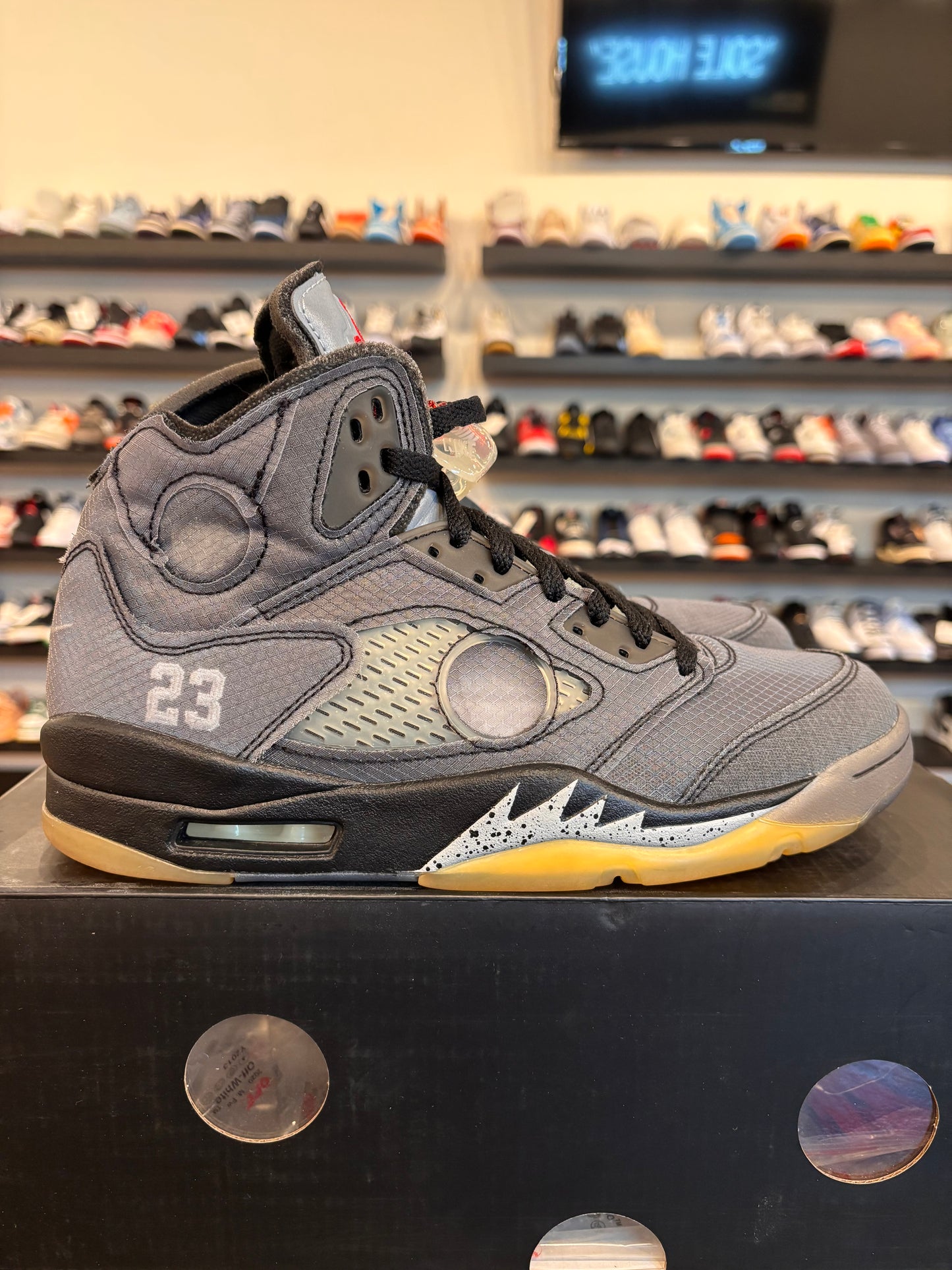 Jordan 5 Off-White Muslin Size 8 Pre-Owned