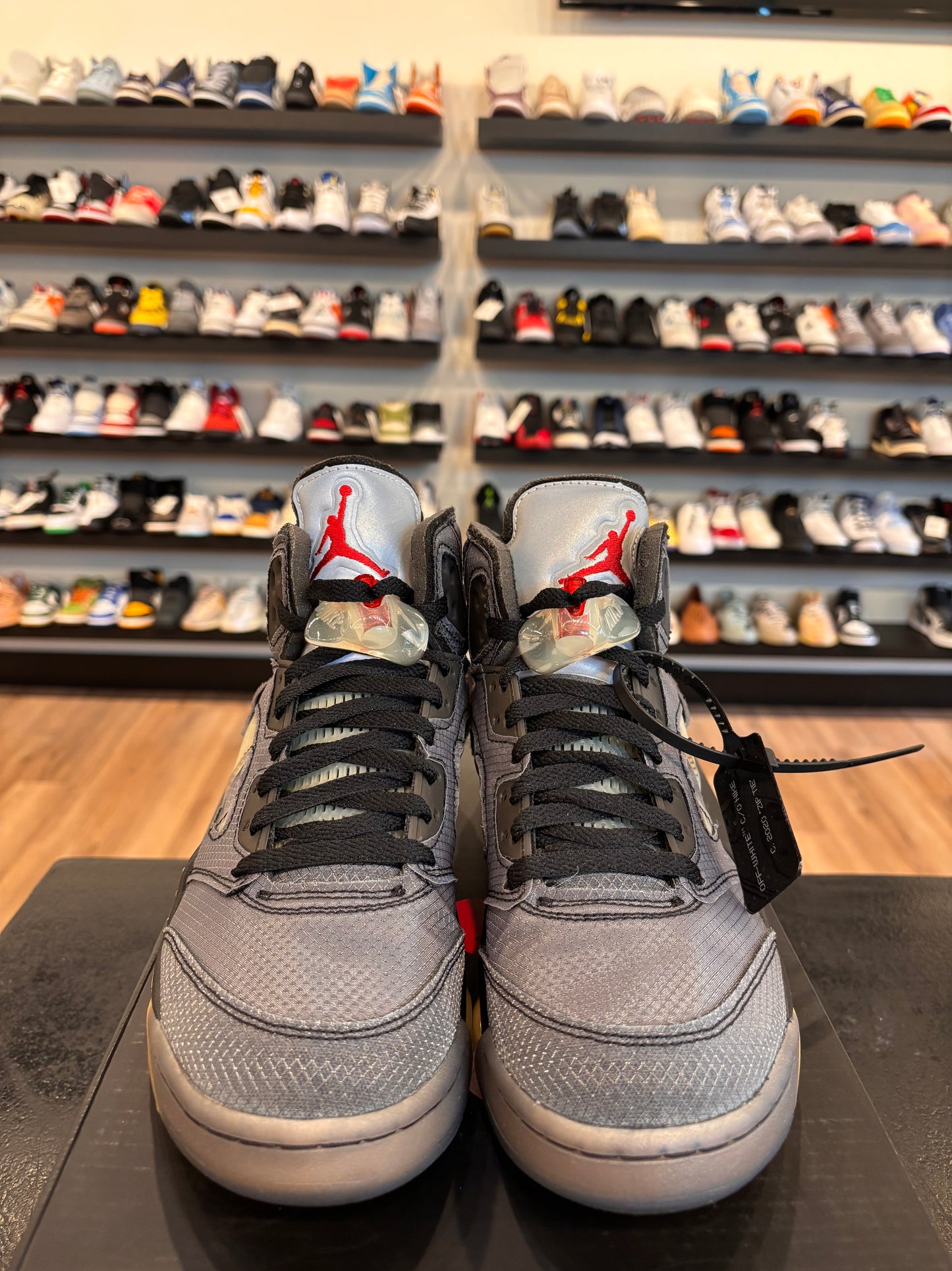 Jordan 5 Off-White Muslin Size 8 Pre-Owned