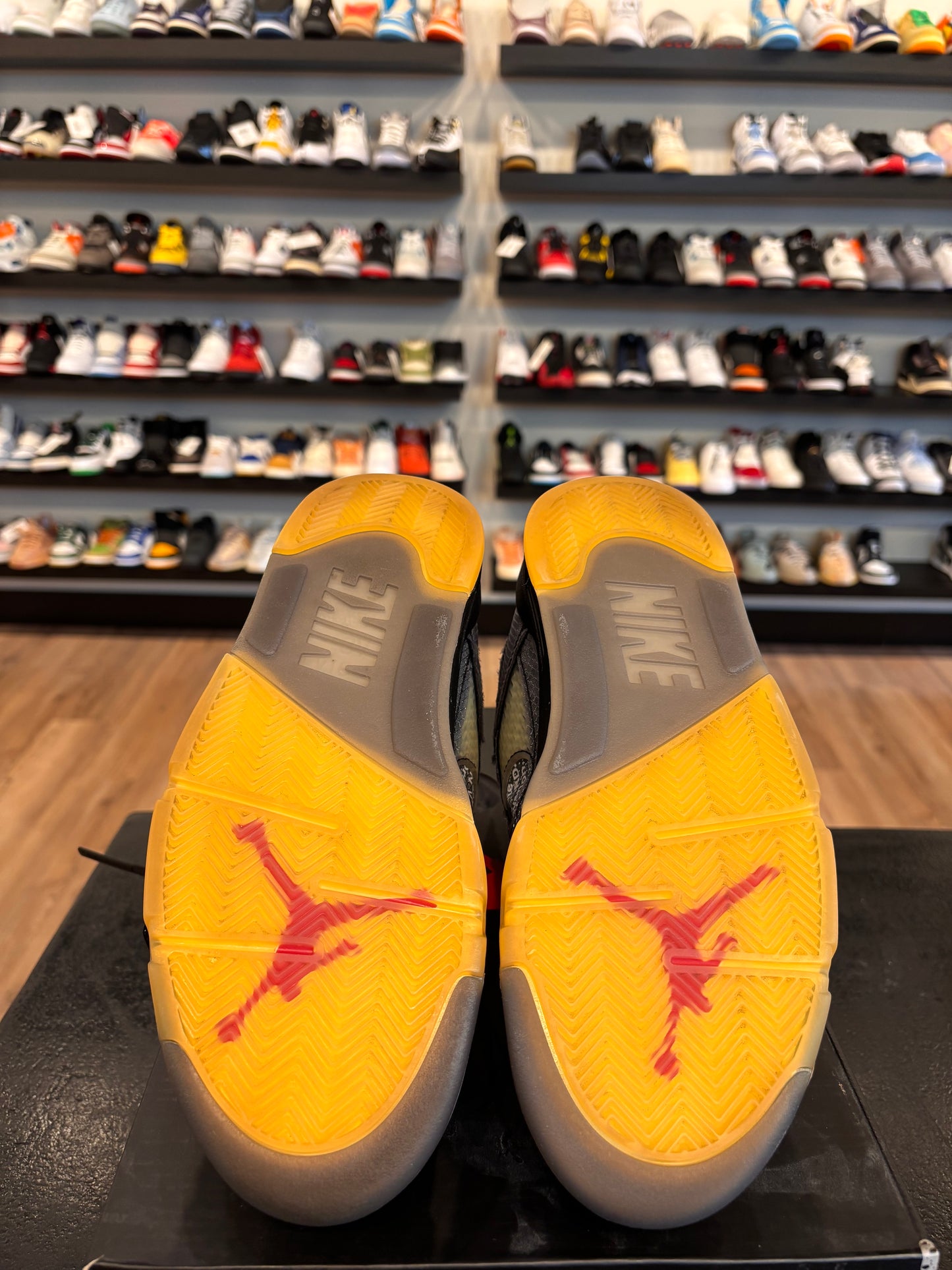 Jordan 5 Off-White Muslin Size 8 Pre-Owned